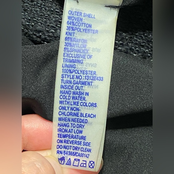 Peter Nygard Black Woven Studded Icon Jacket Snap Closer Women’s Size 12 -16 - Picture 9 of 13